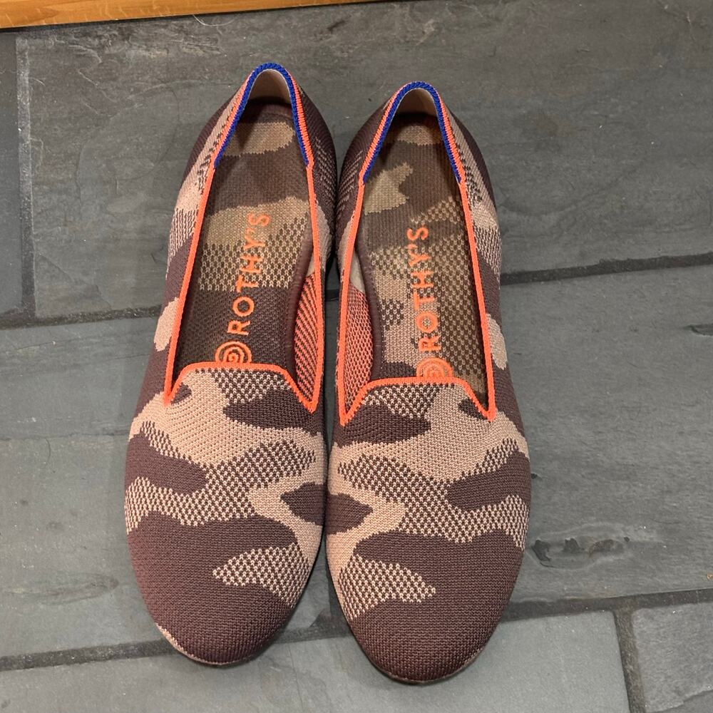 Rothys Taupe Camo Loafer - size 9 - Picture 2 of 8